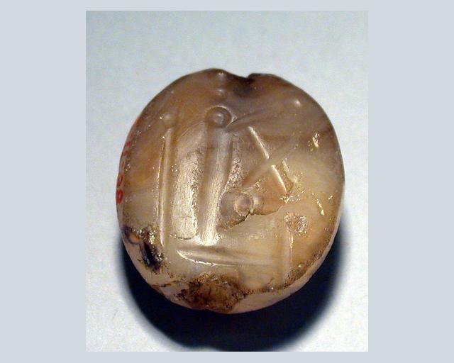 مۆری تەخت بە خودایەک