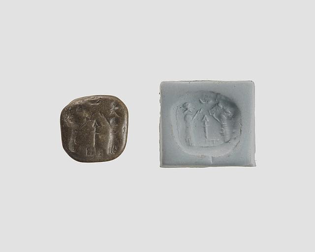 Stamp seal (octagonal pyramid, worn) with cultic scene