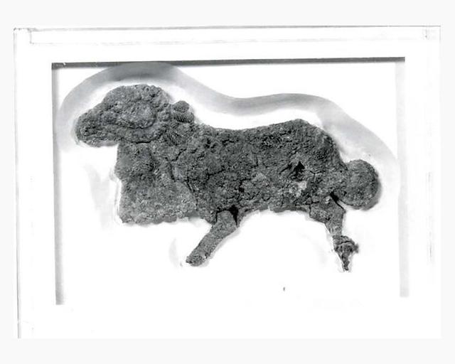 Plaque with ram